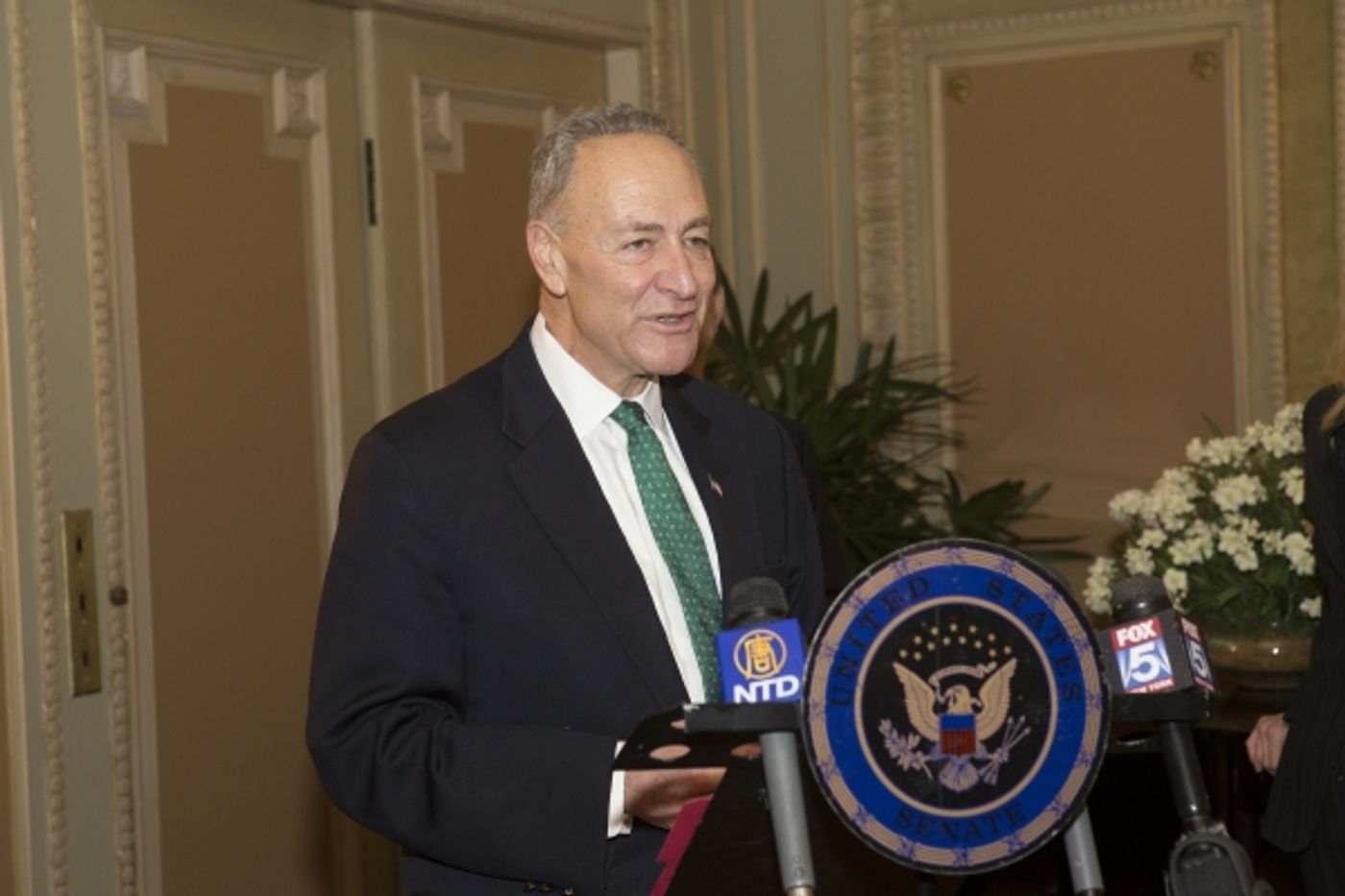 Photo Coverage: Senator Charles Schumer Celebrates Federal Tax Breaks for Broadway!  Image