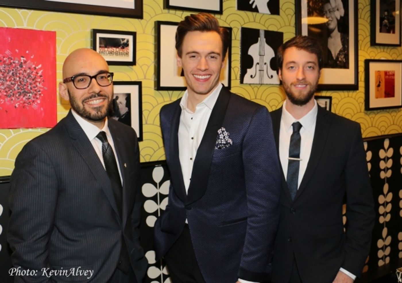 Photo Flash: Stage and Screen Star Erich Bergen Joins Jazz Pianist Angelo Di Loreto at Birdland Photo Flash: Stage and Screen Star Erich Bergen Joins Jazz Pianist Angelo Di Loreto at Birdland Image