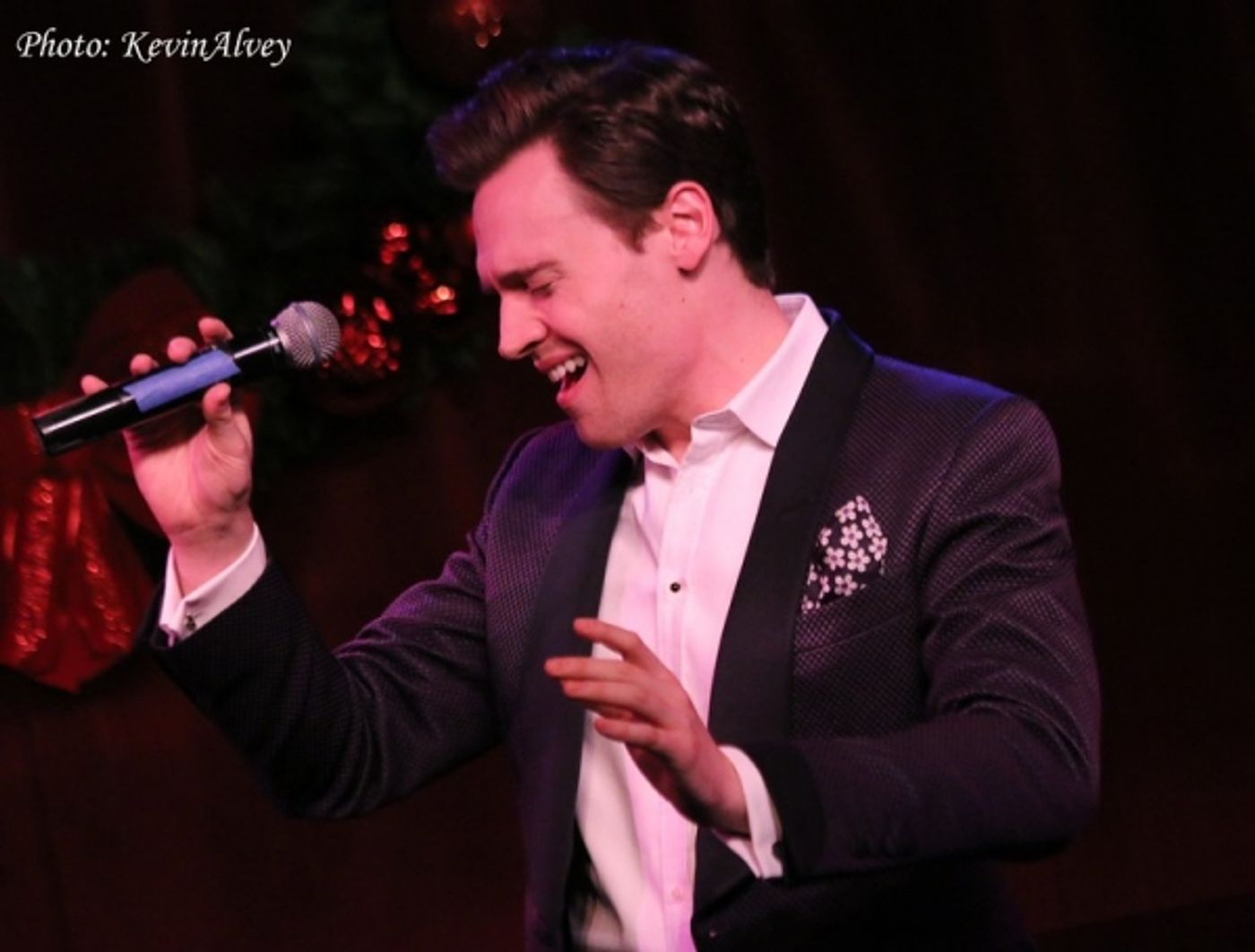 Photo Flash: Stage and Screen Star Erich Bergen Joins Jazz Pianist Angelo Di Loreto at Birdland  Image