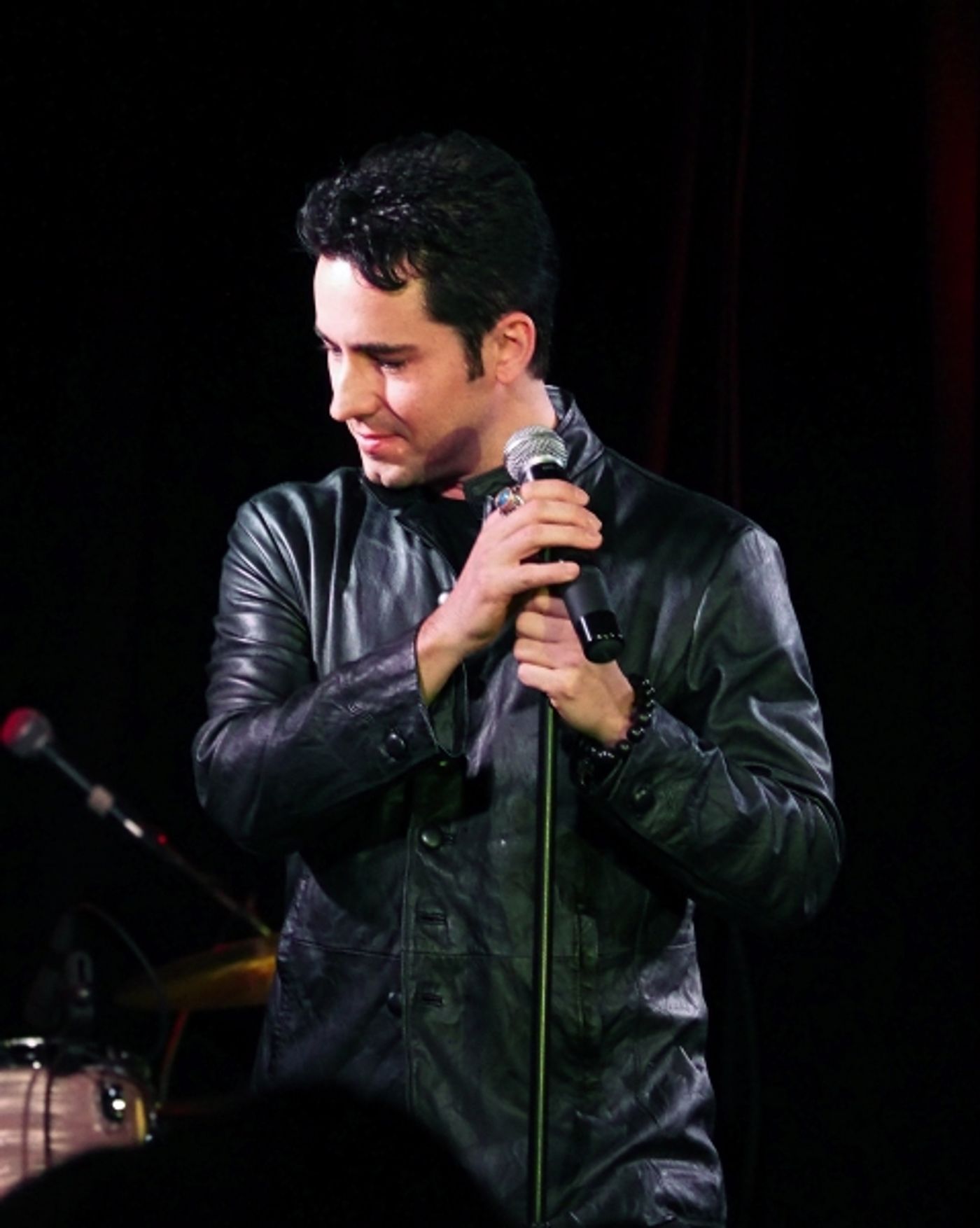 Photo Coverage: HAPPY NEW YEAR! John Lloyd Young Plays Sterling's Upstairs At The Federal  Image
