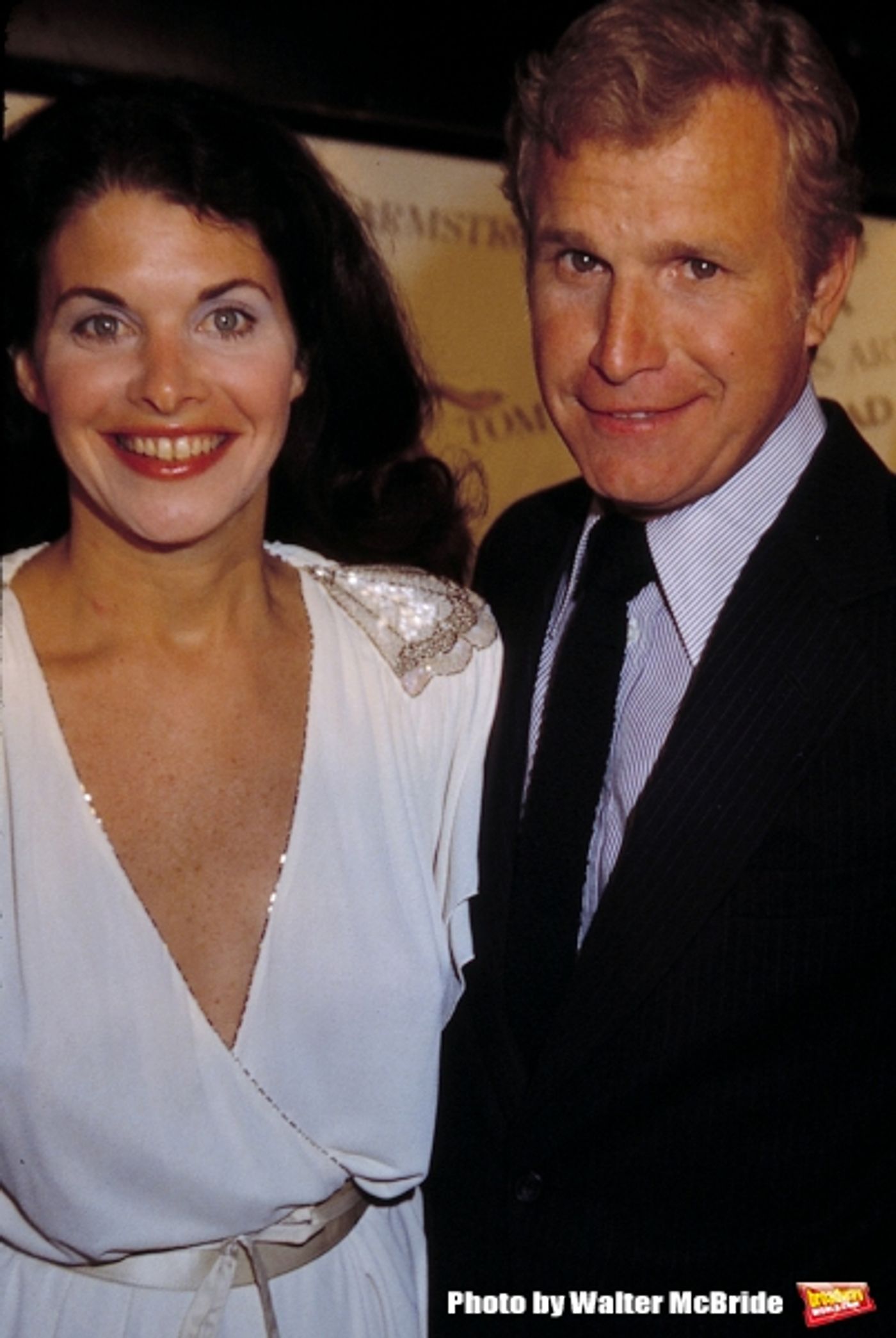 Photo Flashback: BroadwayWorld Remembers Wayne Rogers  Image