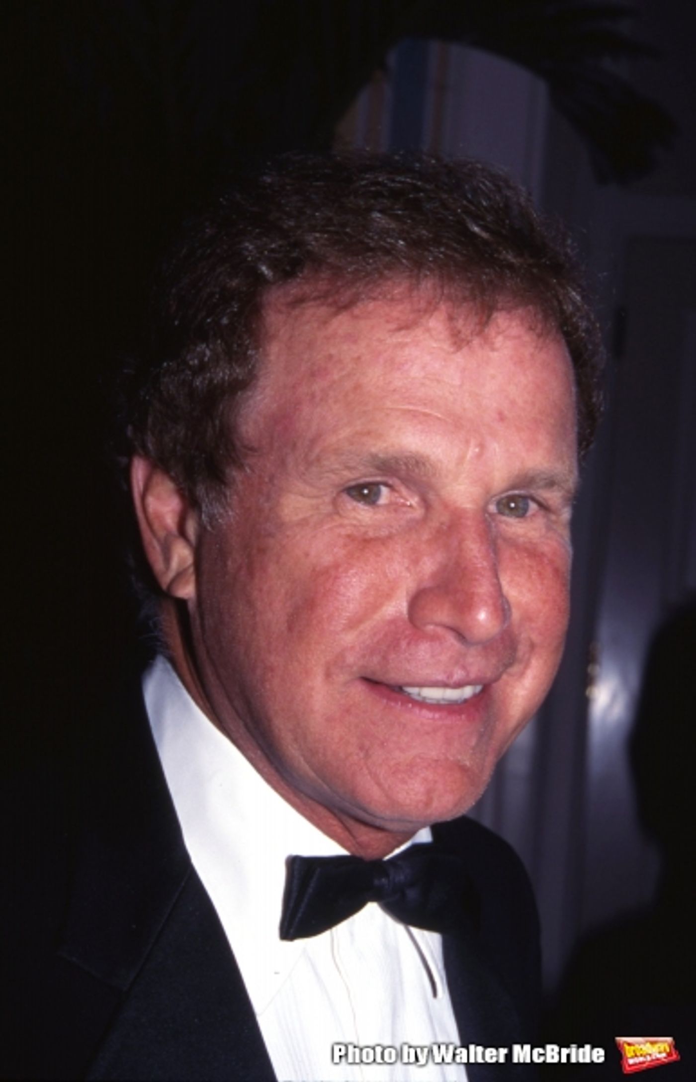 Photo Flashback: BroadwayWorld Remembers Wayne Rogers  Image