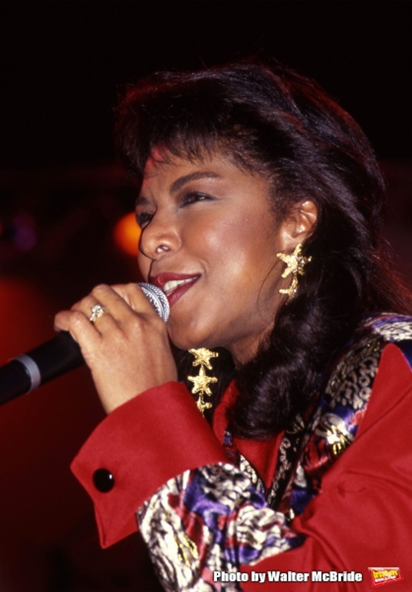 Photo Flashback: BroadwayWorld Remembers Natalie Cole  Image