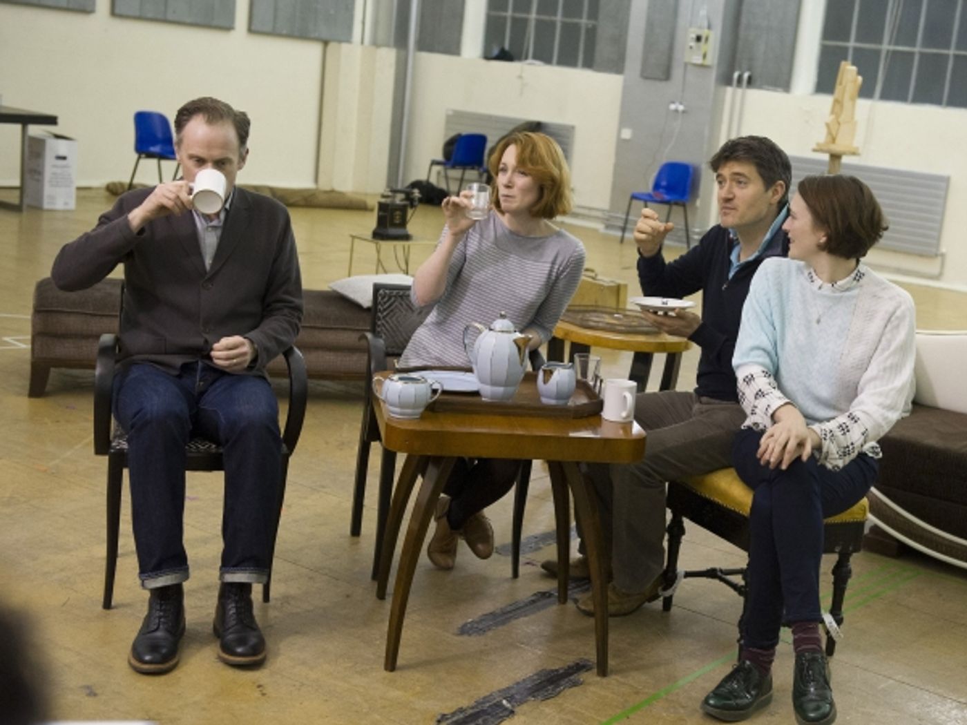 Photo Flash: First Look at Tom Chambers, Laura Rogers and More in Noel Coward's PRIVATE LIVES West End Tour  Image