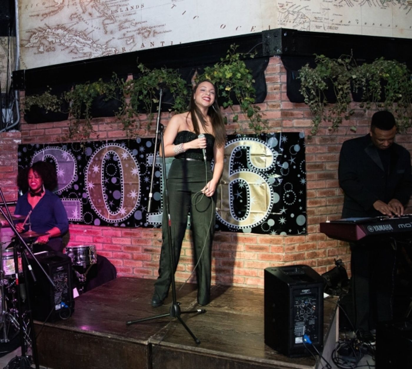 Photo Flash: Stars of HAMILTON and More Perform at 'Off the Kuff' New Year's Eve Blowout  Image