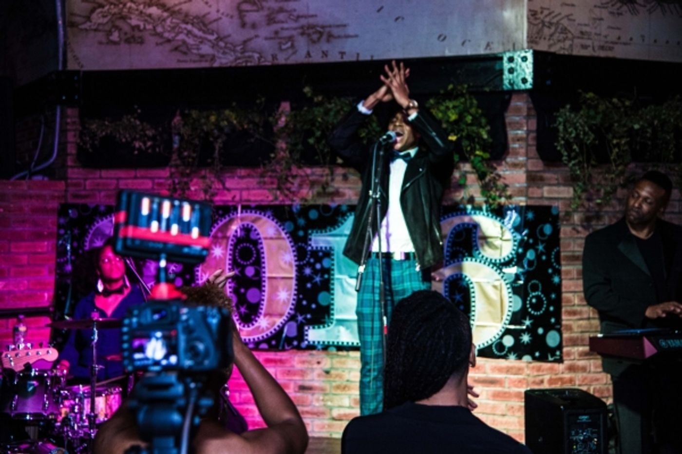 Photo Flash: Stars of HAMILTON and More Perform at 'Off the Kuff' New Year's Eve Blowout  Image