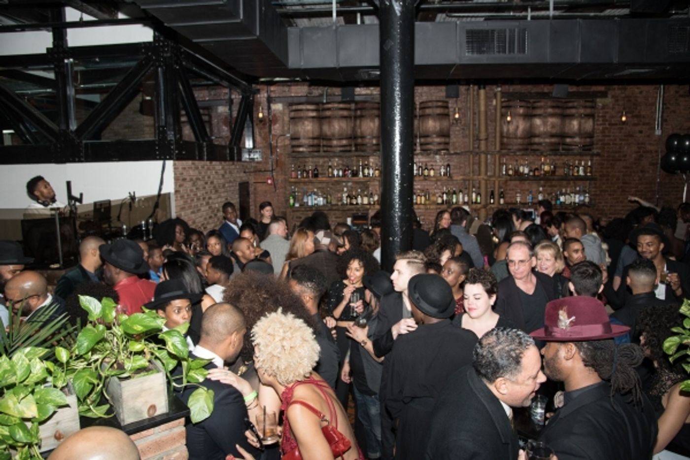 Photo Flash: Stars of HAMILTON and More Perform at 'Off the Kuff' New Year's Eve Blowout  Image