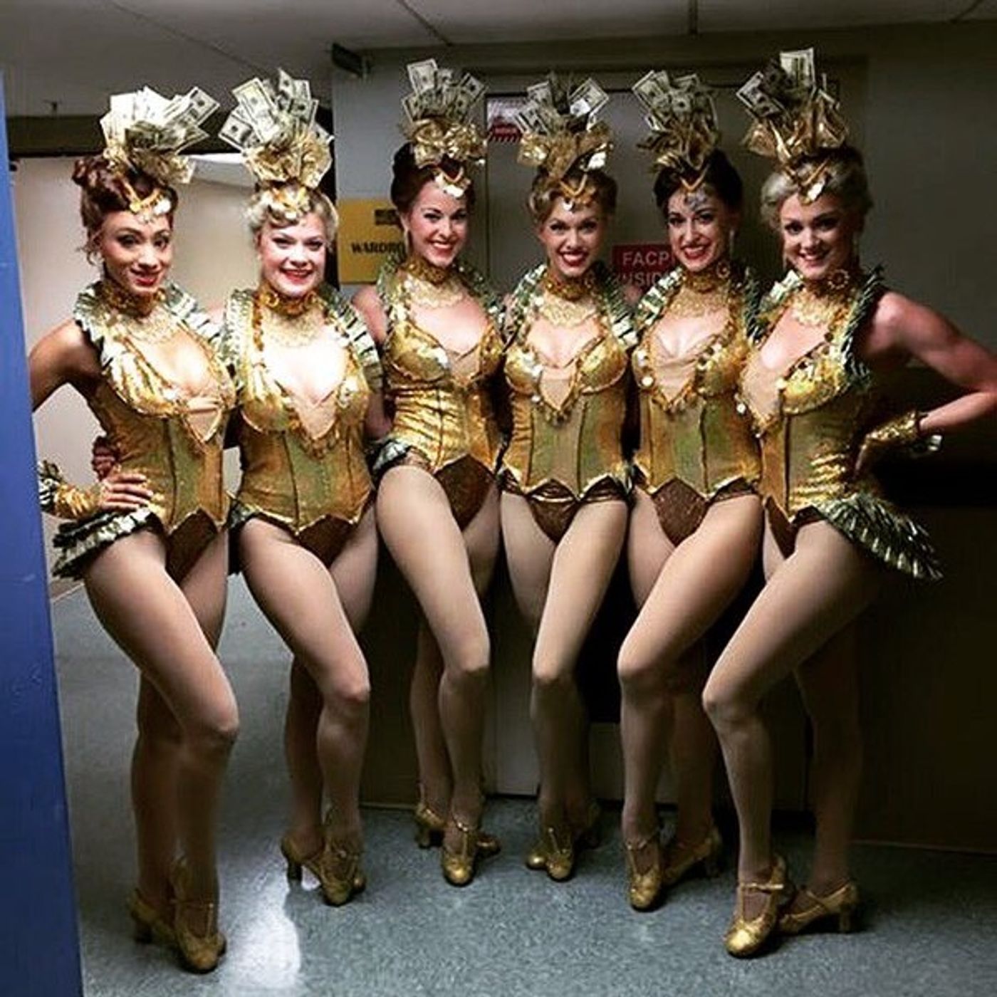 Photo Flash: Saturday Intermission Pics, 1/09- WICKED, AN AMERICAN IN PARIS, SOMETHING ROTTEN!, and Many More! Photo Flash: Saturday Intermission Pics, 1/09- WICKED, AN AMERICAN IN PARIS, SOMETHING ROTTEN!, and Many More! Image