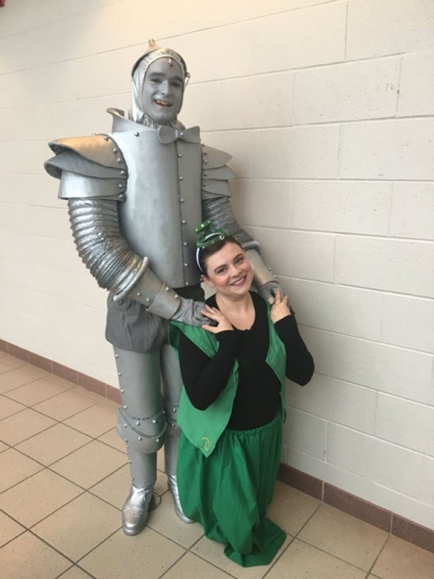 Photo Flash: Saturday Intermission Pics, 1/09- WICKED, AN AMERICAN IN PARIS, SOMETHING ROTTEN!, and Many More! Photo Flash: Saturday Intermission Pics, 1/09- WICKED, AN AMERICAN IN PARIS, SOMETHING ROTTEN!, and Many More! Image