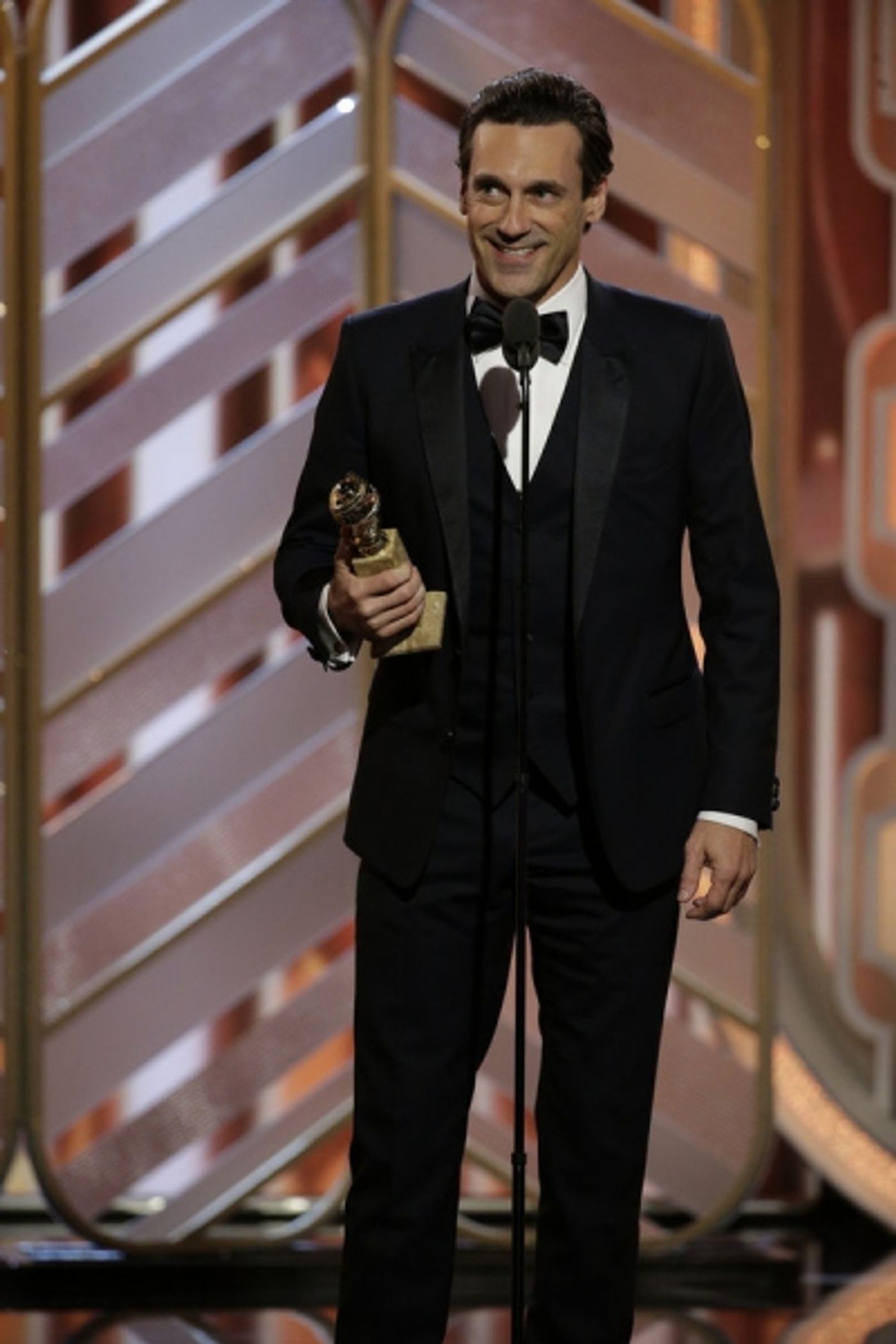 Photo Flash: Denzel, Lady Gaga & More Nab Prizes at 73rd ANNUAL GOLDEN GLOBES Image