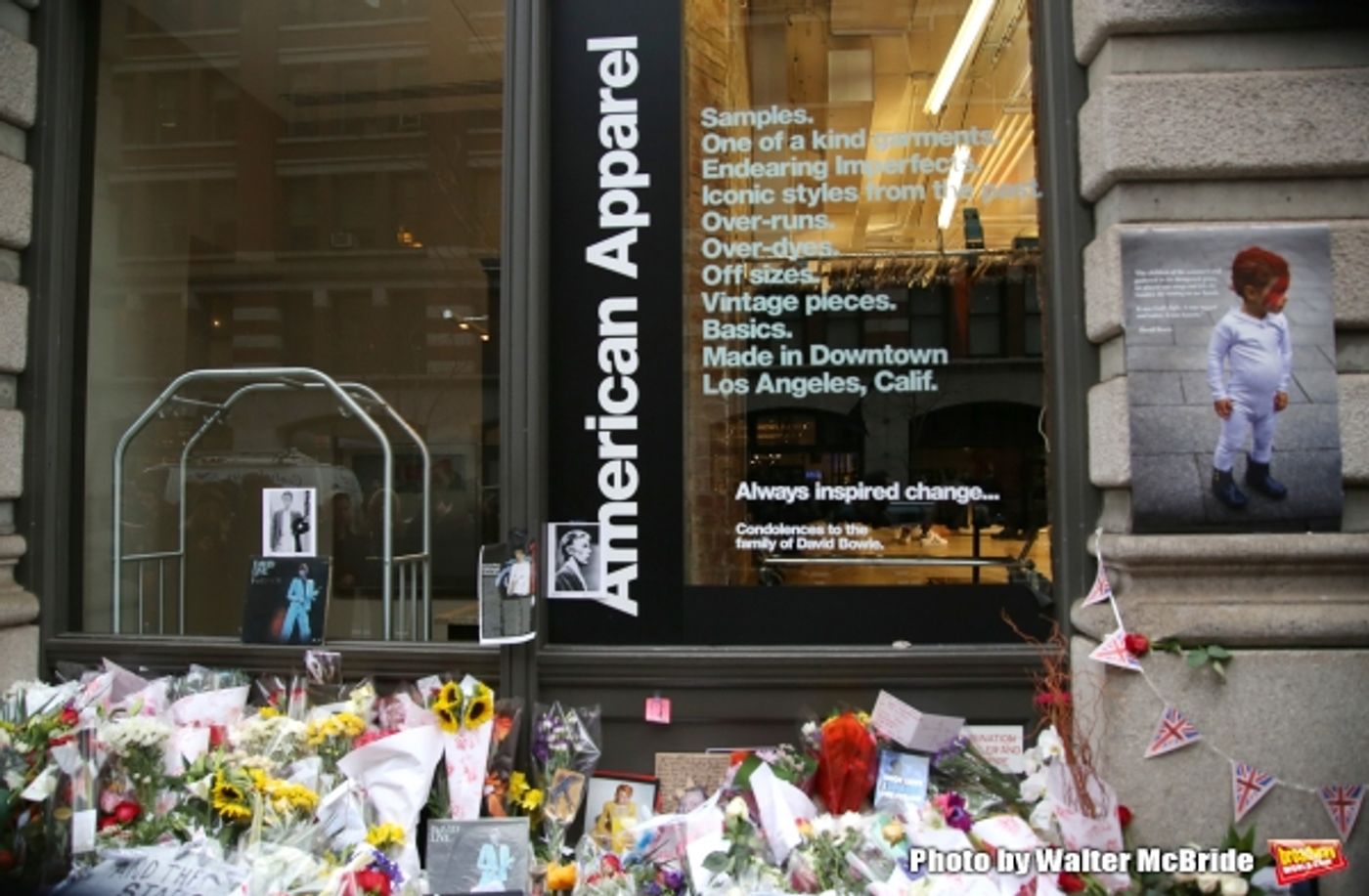 Photo Coverage: Fans Tribute David Bowie Outside of LAZARUS  Image