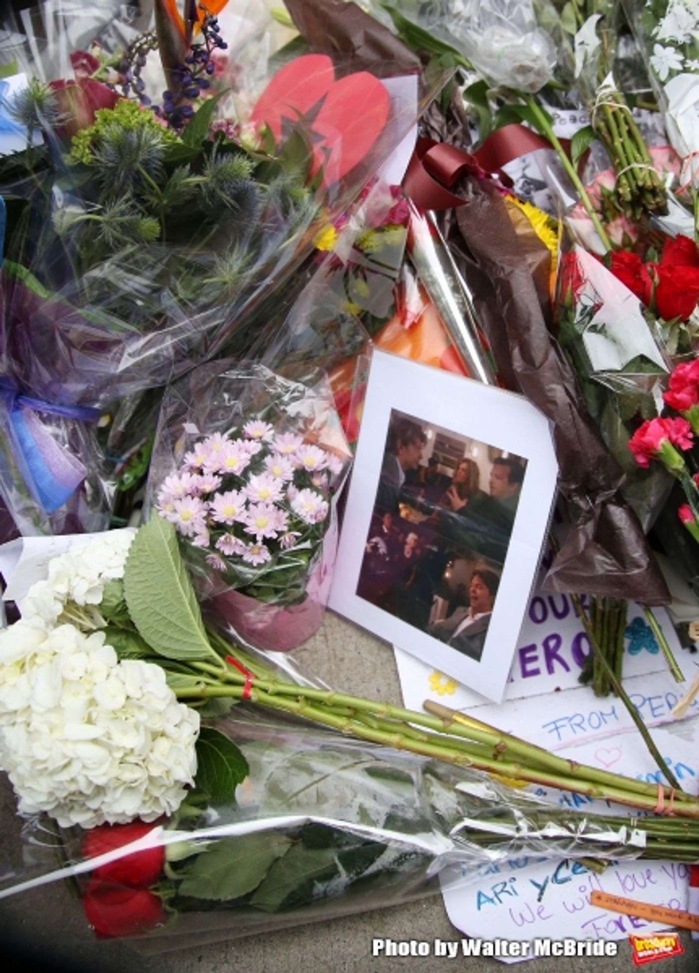 Photo Coverage: Fans Tribute David Bowie Outside of LAZARUS Photo Coverage: Fans Tribute David Bowie Outside of LAZARUS Image