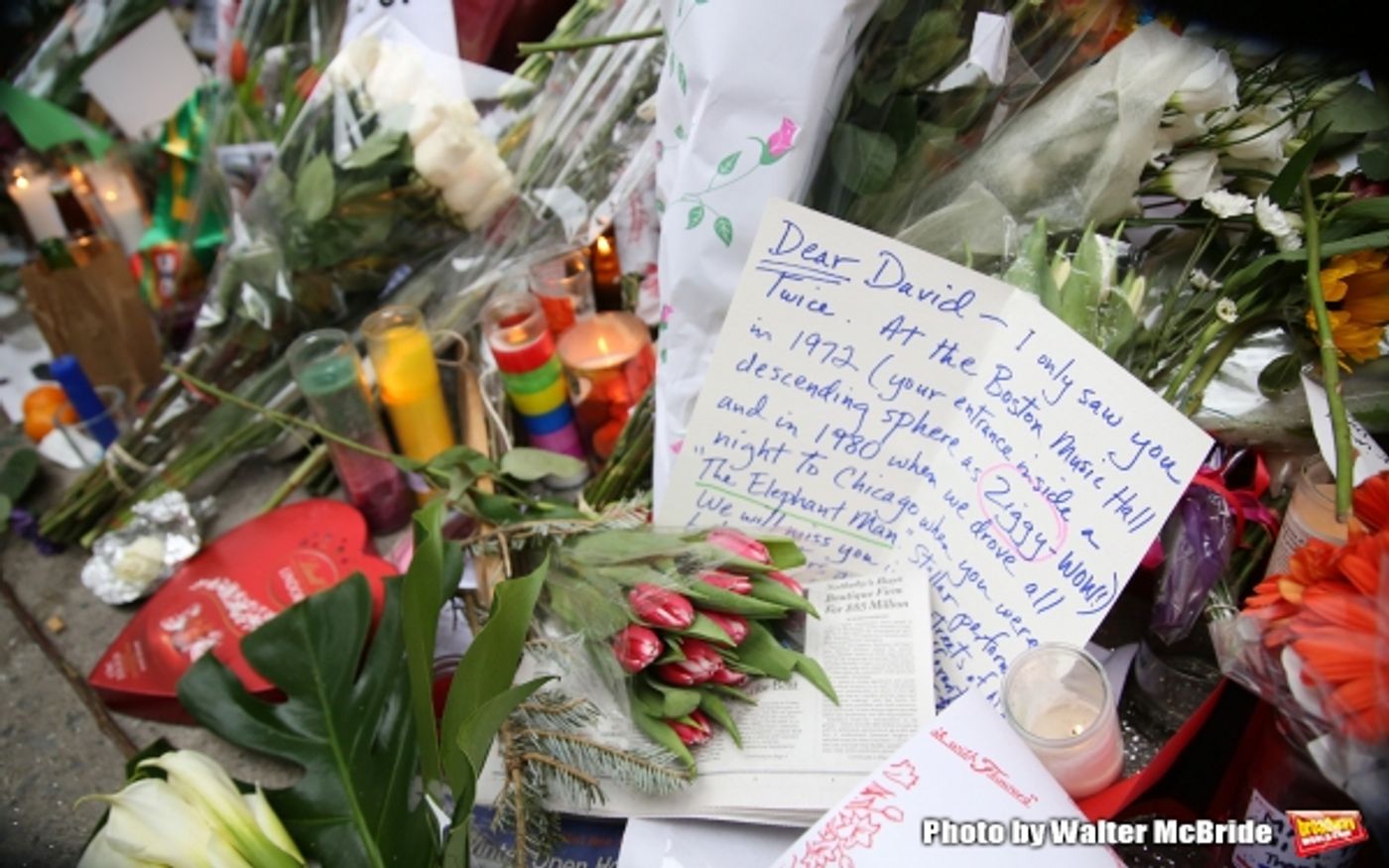 Photo Coverage: Fans Tribute David Bowie Outside of LAZARUS Photo Coverage: Fans Tribute David Bowie Outside of LAZARUS Image