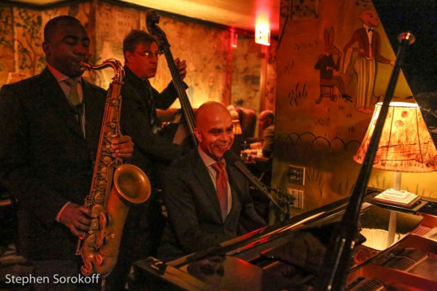 Photo Coverage: Ten-Time Tony Winner Tommy Tune Returns to Cafe Carlyle  Image