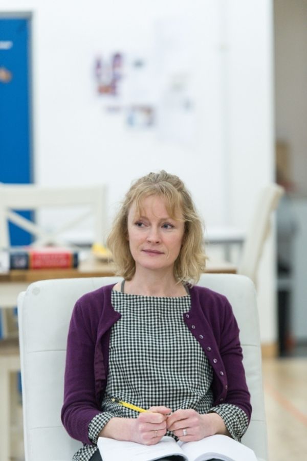 Claire Skinner (Becca) Photo
