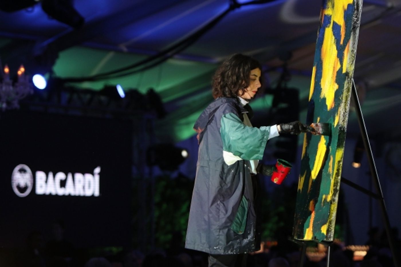 Photo Flash: Rosie Perez, Robert Wilson, Tony Yazbeck and More at YoungArts 2016 Backyard Ball  Image