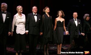 John Slattery, Angela Lansbury, Brian Bedford, Annette Bening, Keri Russell, Joel Gre Photo