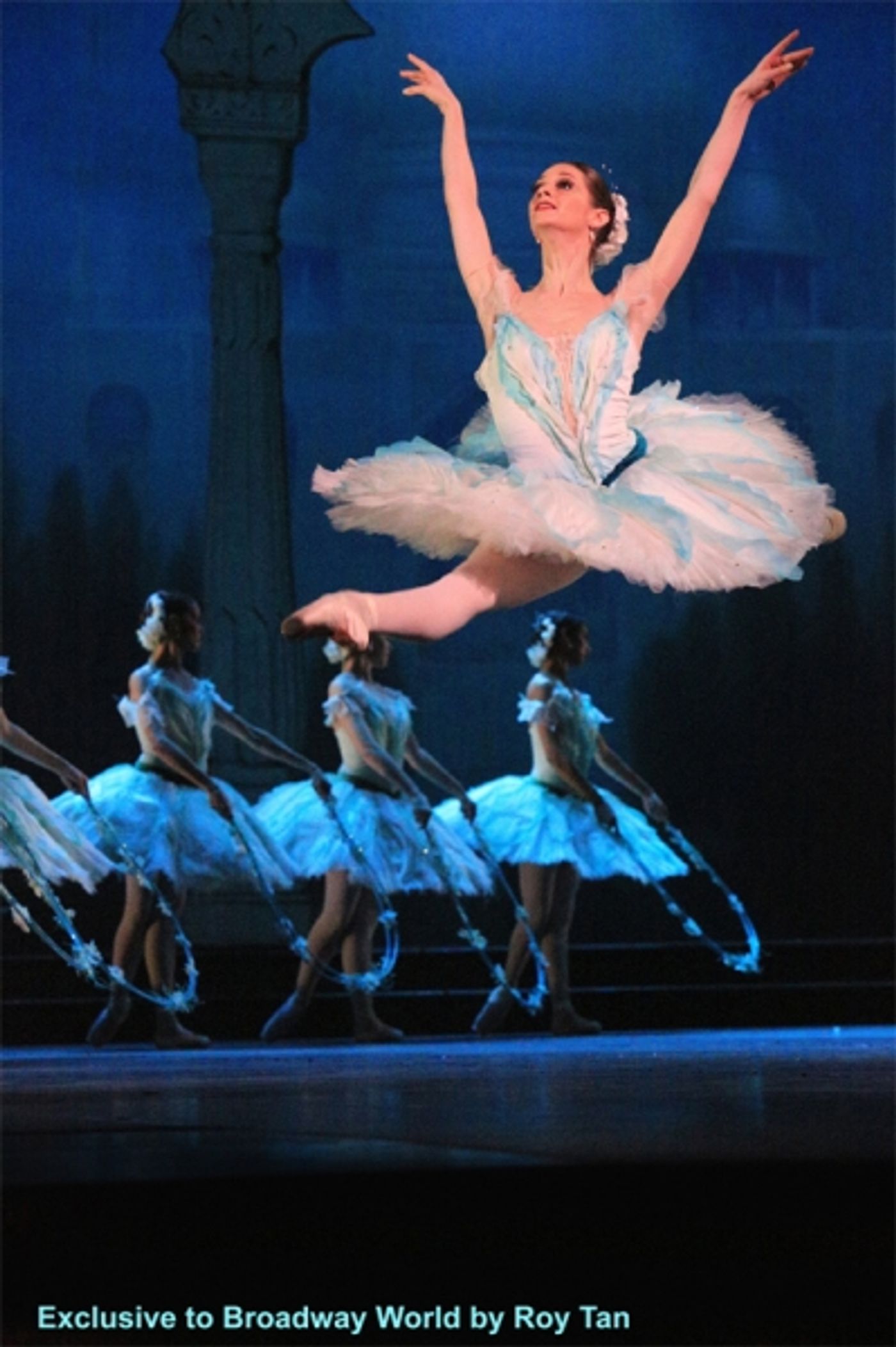 Photo Coverage: First Look at English National Ballet's LE CORSAIRE at London Coliseum  Image