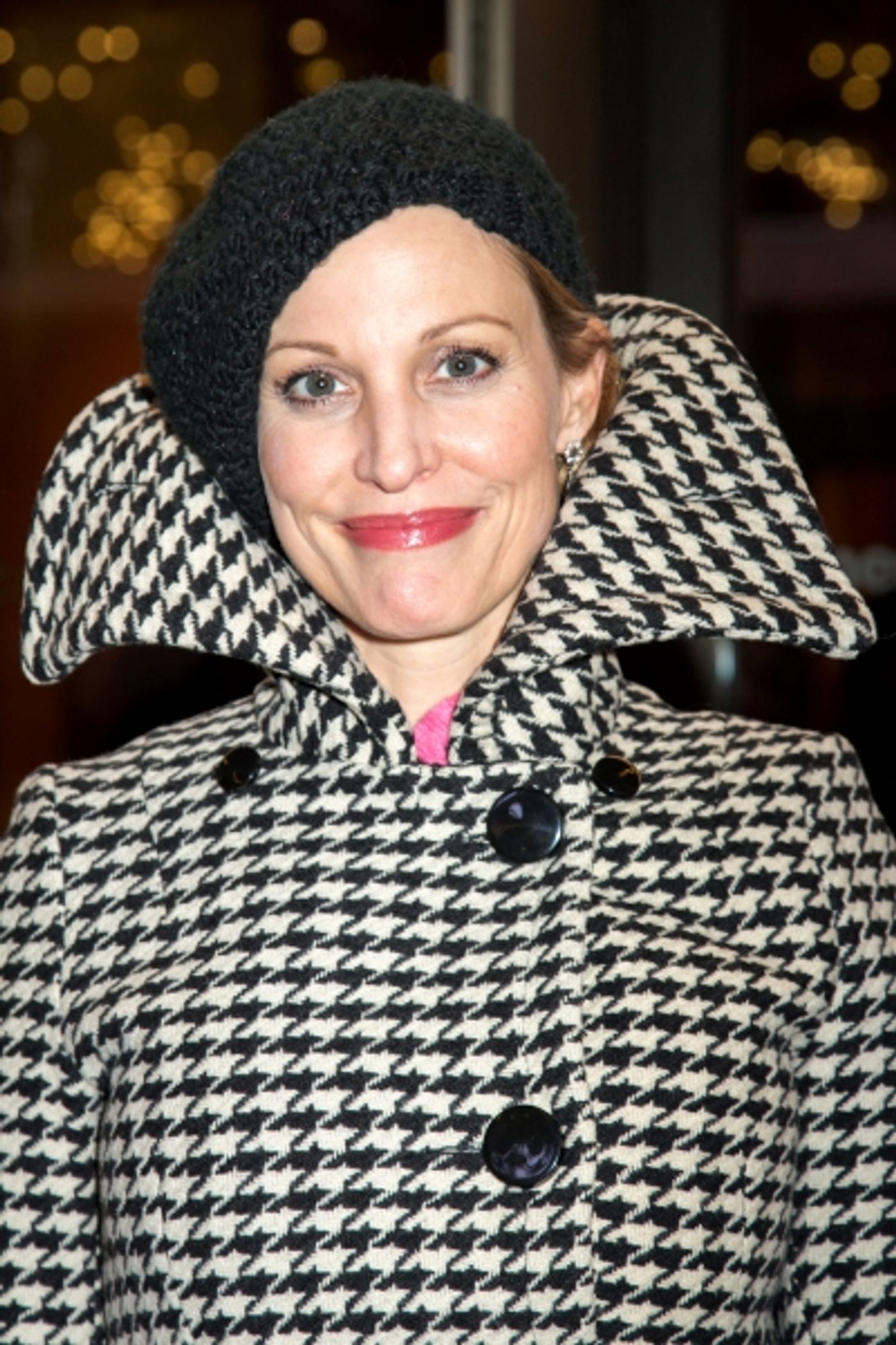 Photo Coverage: Laura Osnes, Joshua Henry, Sheldon Harnick, Joel Grey and More Walk the NOISES OFF Red Carpet Image