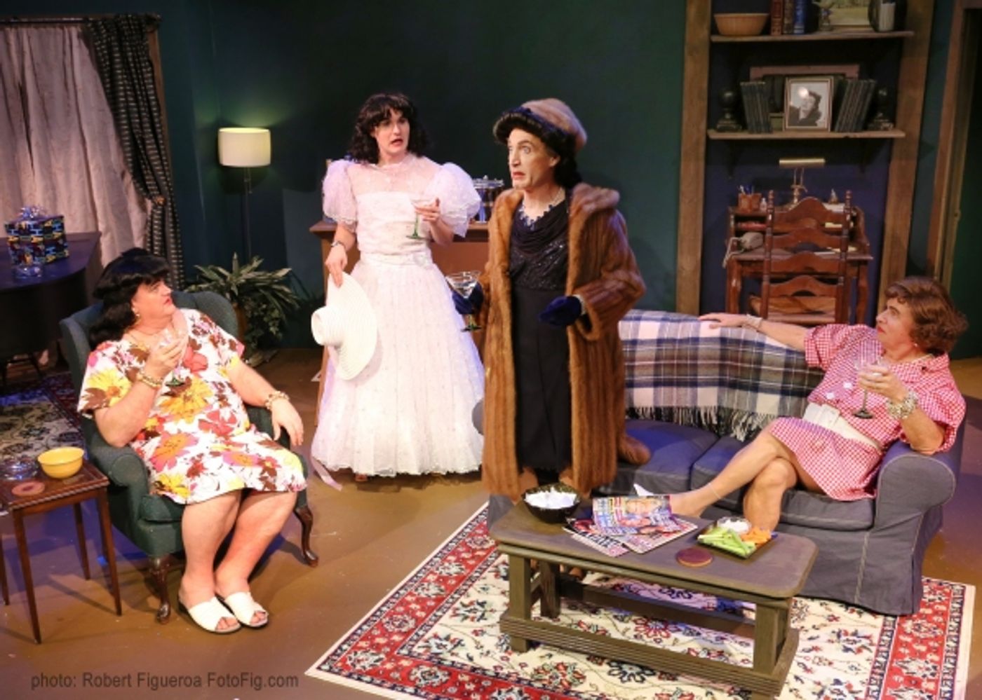 Photo Flash: First Look at WHO KILLED JOAN CRAWFORD?, Opening Tonight at Island City Stage  Image