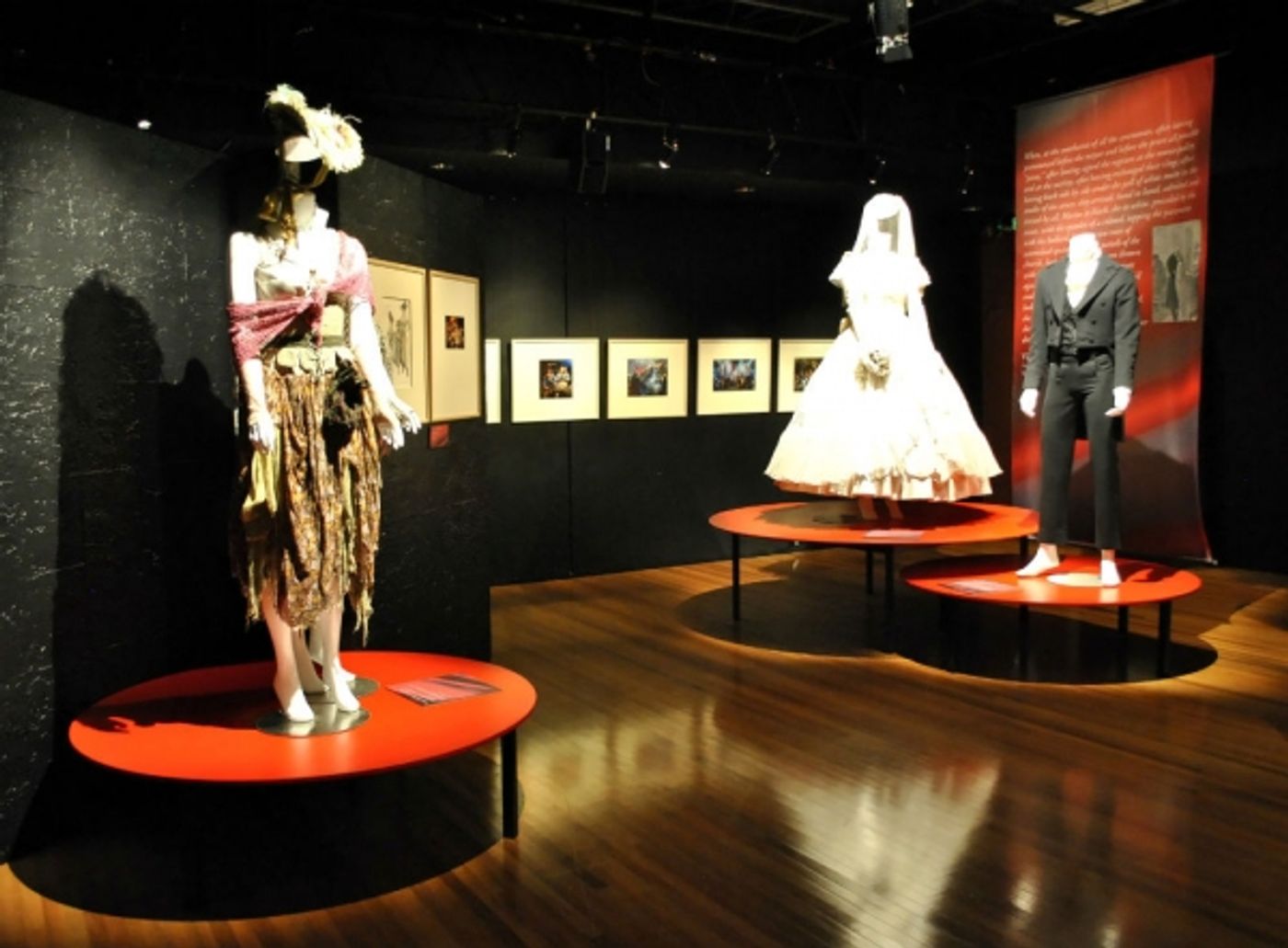 Photo Coverage: 6 Days Left to Catch The Exhibition LES MISERABLES: FROM PAGE TO STAGE Photo Coverage: 6 Days Left to Catch The Exhibition LES MISERABLES: FROM PAGE TO STAGE Image