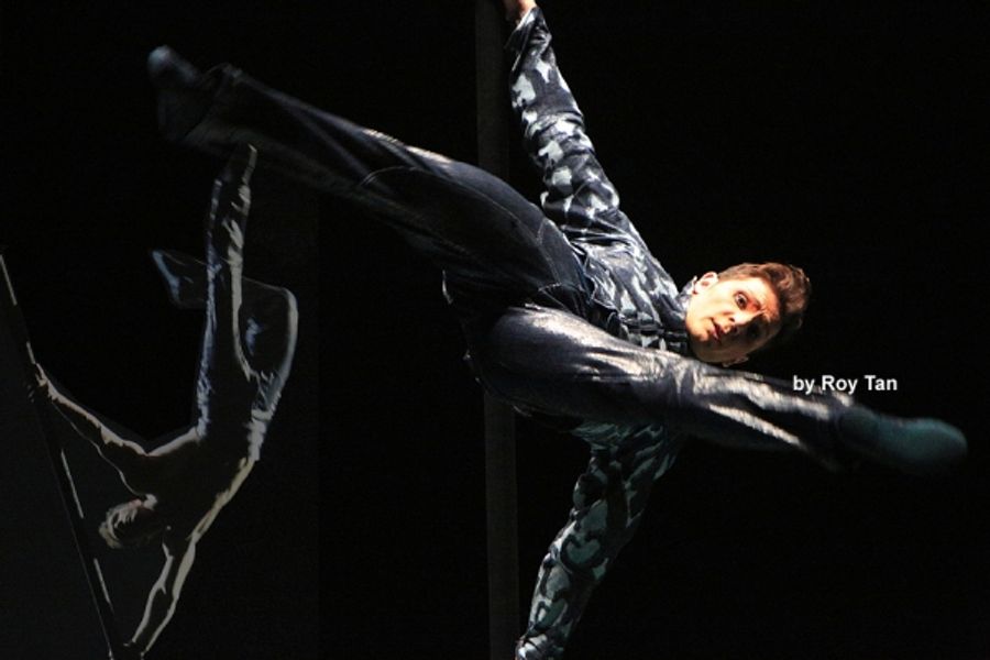 Photo Flash Exclusive: First Look at Cirque du Soleil's AMALUNA at Royal Albert Hall Image