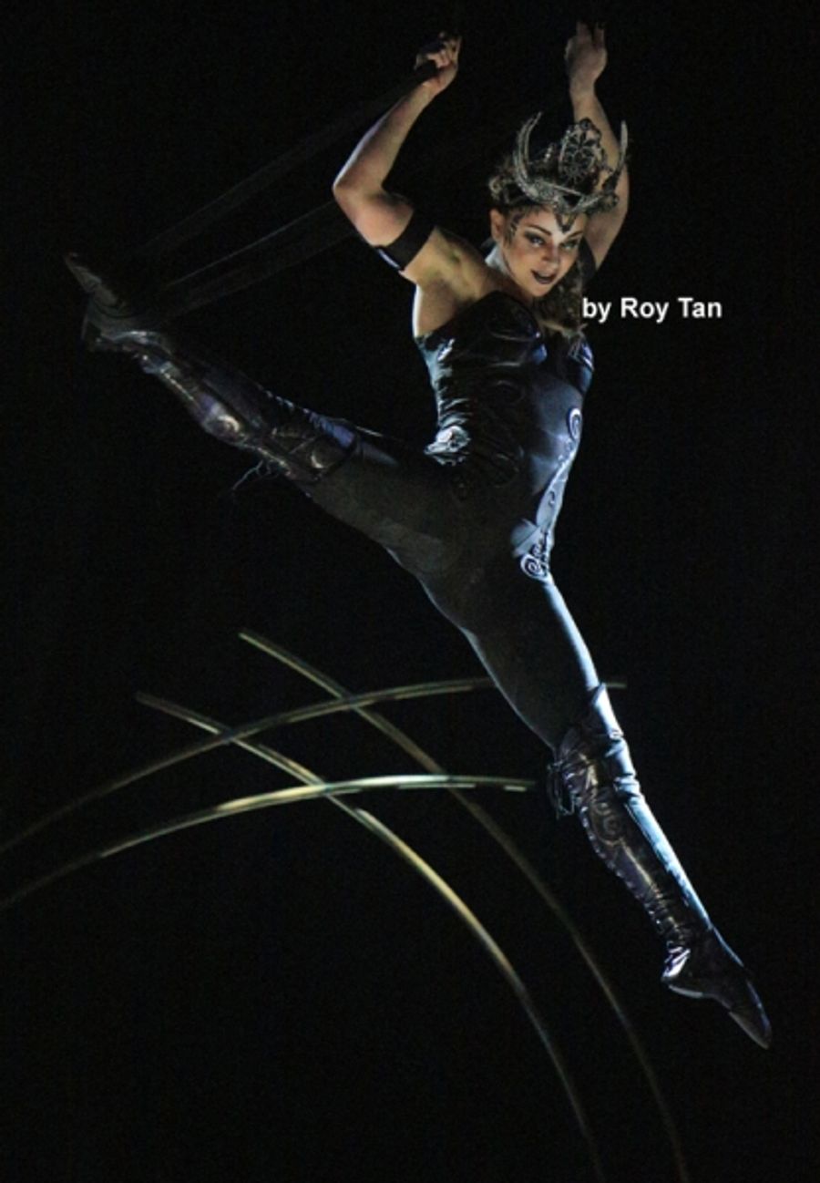 Photo Flash Exclusive: First Look at Cirque du Soleil's AMALUNA at Royal Albert Hall Image