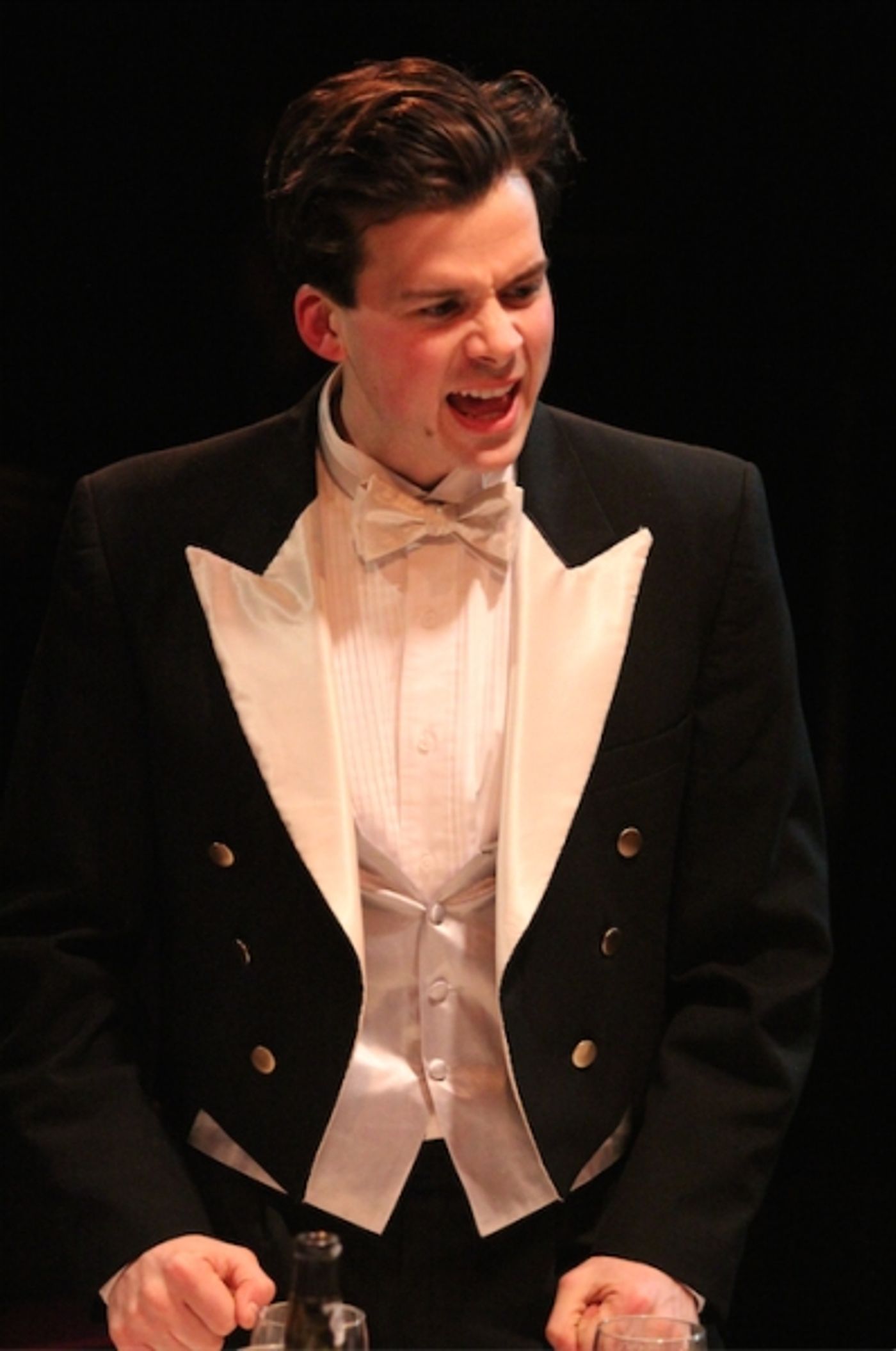 Photo Flash: First Look at Steep Theatre's POSH, Opening This Week  Image