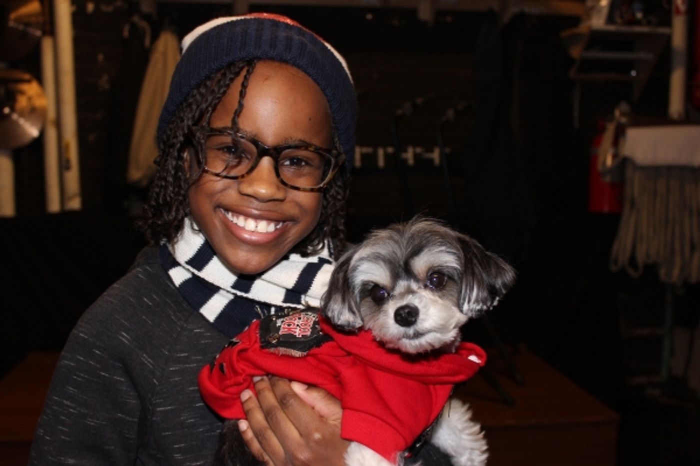 Photo Flash: Tinkerbelle the Dog Visits SCHOOL OF ROCK on Broadway  Image