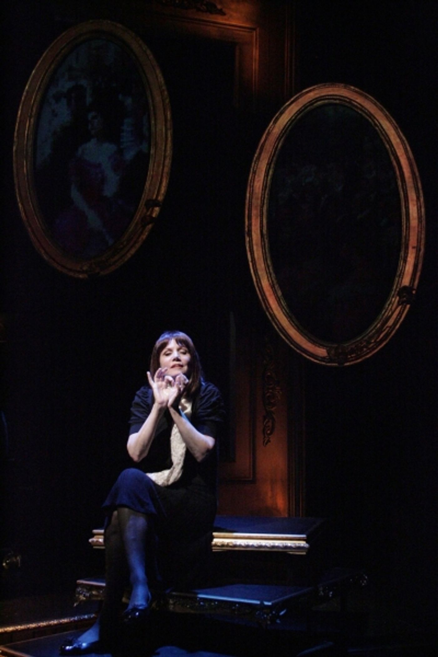 Photo Flash: First Look at Mona Golabek in UK Premiere of THE PIANIST OF WILLESDEN LANE  Image