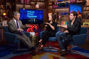 WATCH WHAT HAPPENS LIVE -- Episode 13015 -- Pictured: (l-r) Andy Cohen, Laurie Metcalf, Aaron Tveit -- (Photo by: Charles Sykes/Bravo) @ BroadwayWorld WATCH WHAT HAPPENS LIVE -- Episode 13015 -- Pictured: (l-r) Andy Cohen, Laurie Metcal Photo