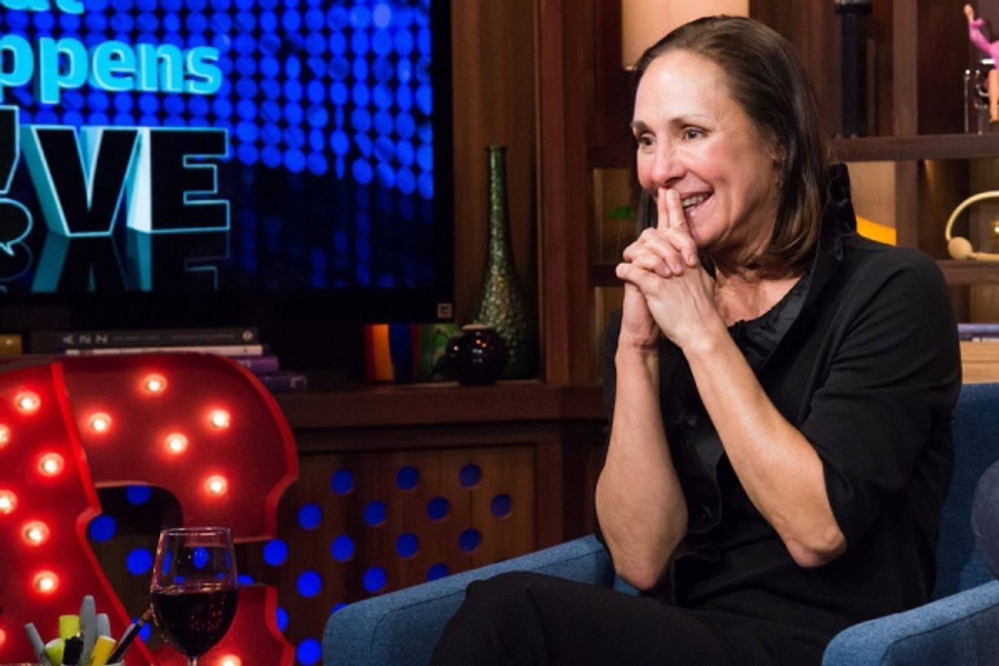Photo Flash: Aaron Tveit, Laurie Metcalf Visit the Bravo Clubhouse  Image