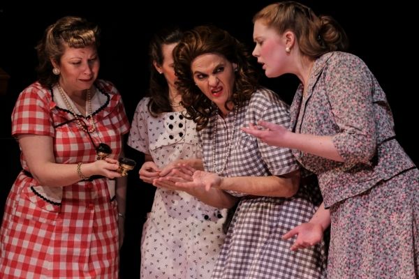 Omaha (Diana George), Ruby (Ellen Peters), Marcela (Neicie Packer), Jimmy Deeanne (Ji Photo