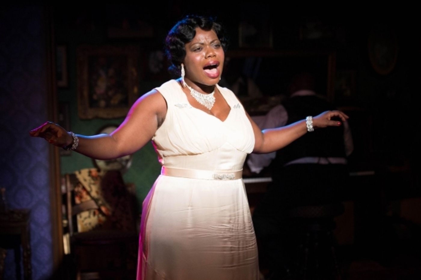 Photo Flash: First Look at Zonya Love in THE DEVIL'S MUSIC, Opening Tonight at Milwaukee Rep Image