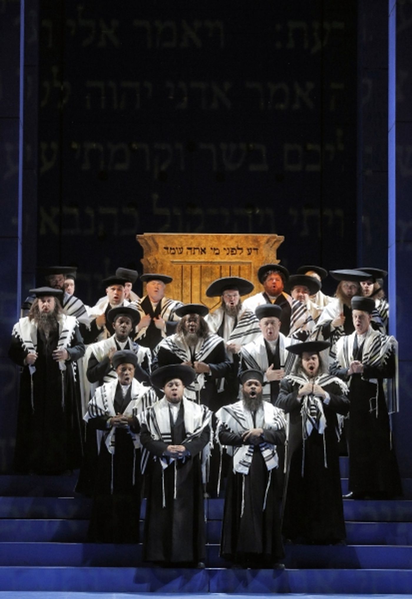 Photo Flash: First Look at Tatiana Serjan, Elizabeth DeShong, and More in Chicago Lyric Opera's NABUCCO Image