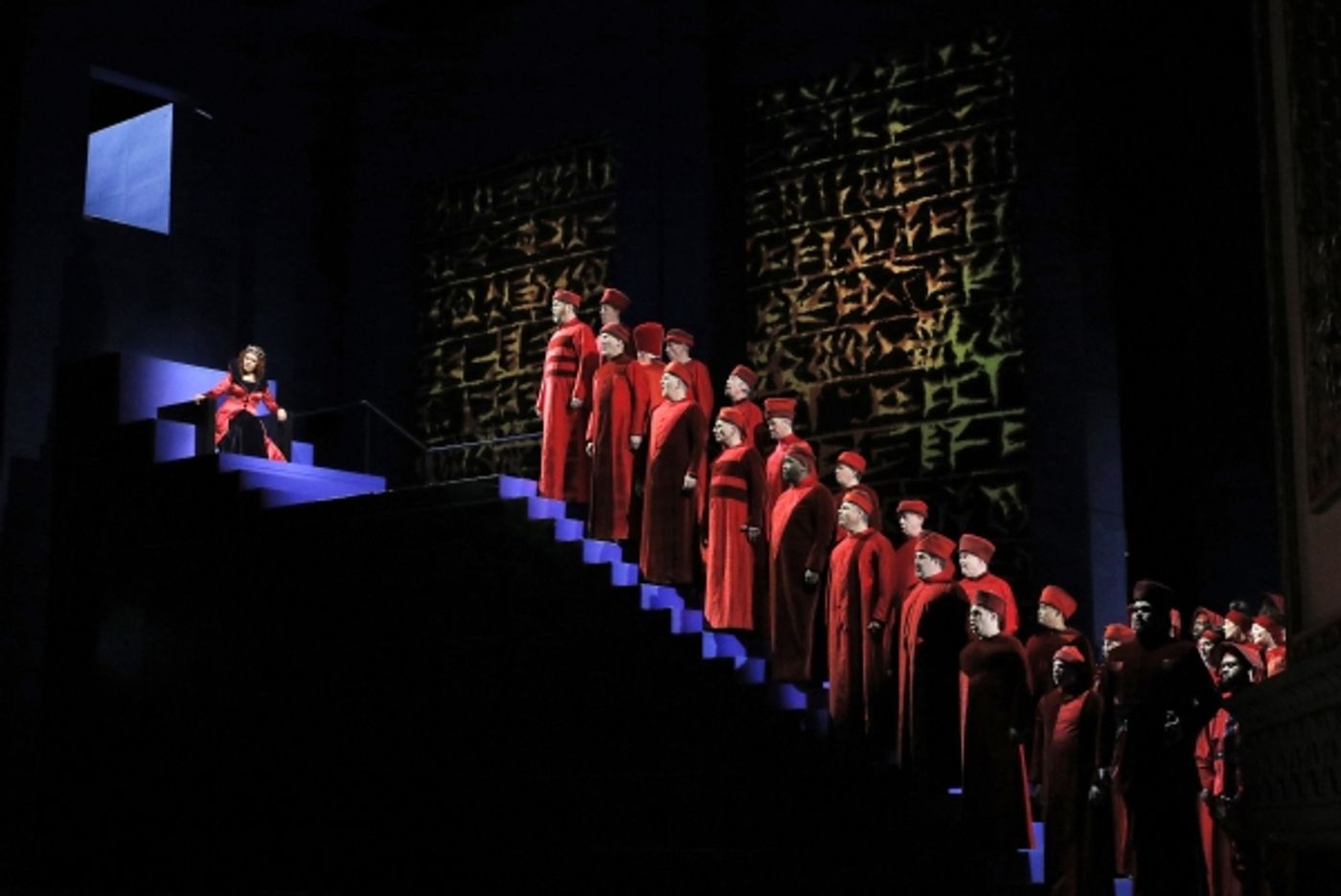 Photo Flash: First Look at Tatiana Serjan, Elizabeth DeShong, and More in Chicago Lyric Opera's NABUCCO Image