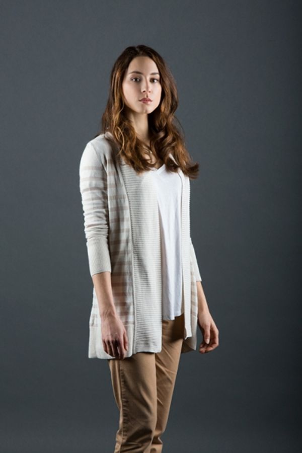 Troian Bellisario  Photo