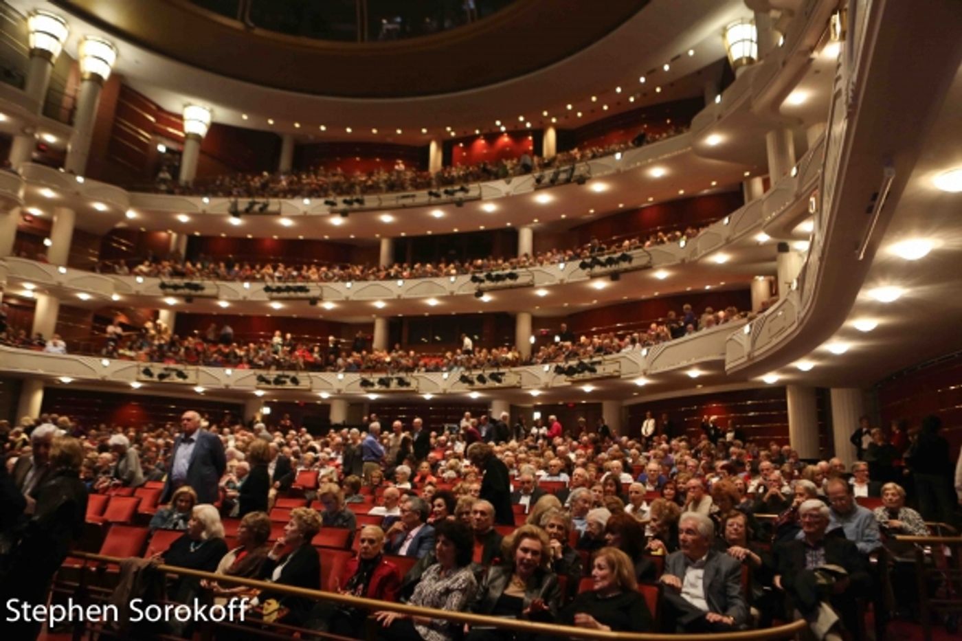 Photo Coverage: Michael Feinstein Conducts the Kravis Center Pops Orchestra in Palm Beach Photo Coverage: Michael Feinstein Conducts the Kravis Center Pops Orchestra in Palm Beach Image