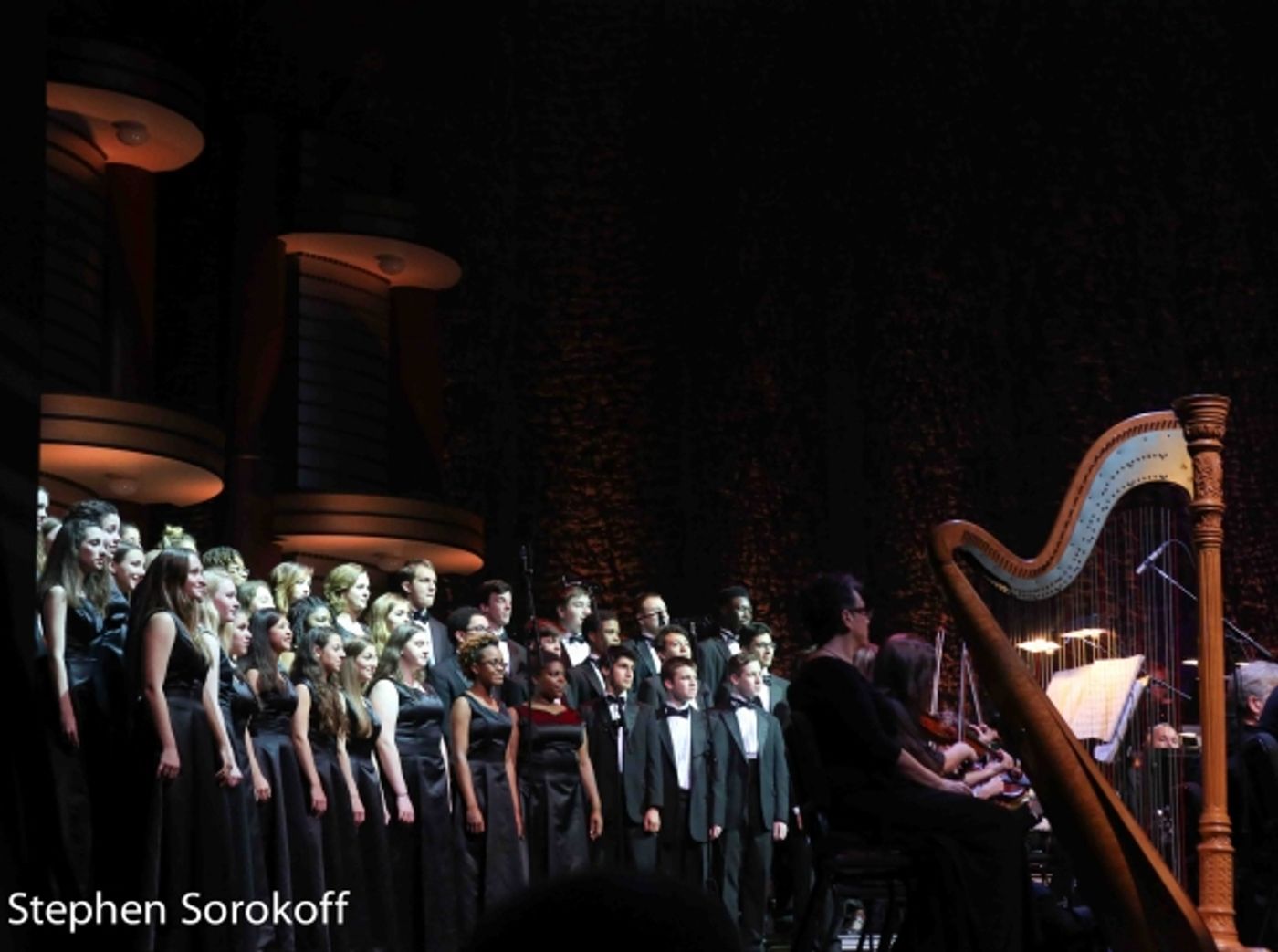 Photo Coverage: Michael Feinstein Conducts the Kravis Center Pops Orchestra in Palm Beach Photo Coverage: Michael Feinstein Conducts the Kravis Center Pops Orchestra in Palm Beach Image