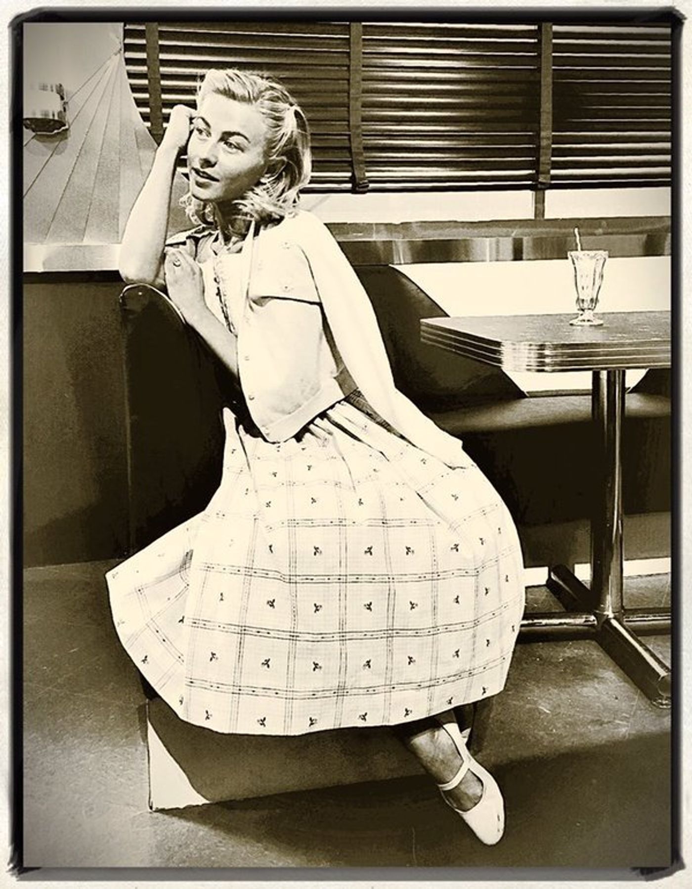 Photo Flash: Today's the Day! GREASE LIVE Cast Wraps Final Dress Rehearsal Photo Flash: Today's the Day! GREASE LIVE Cast Wraps Final Dress Rehearsal Image