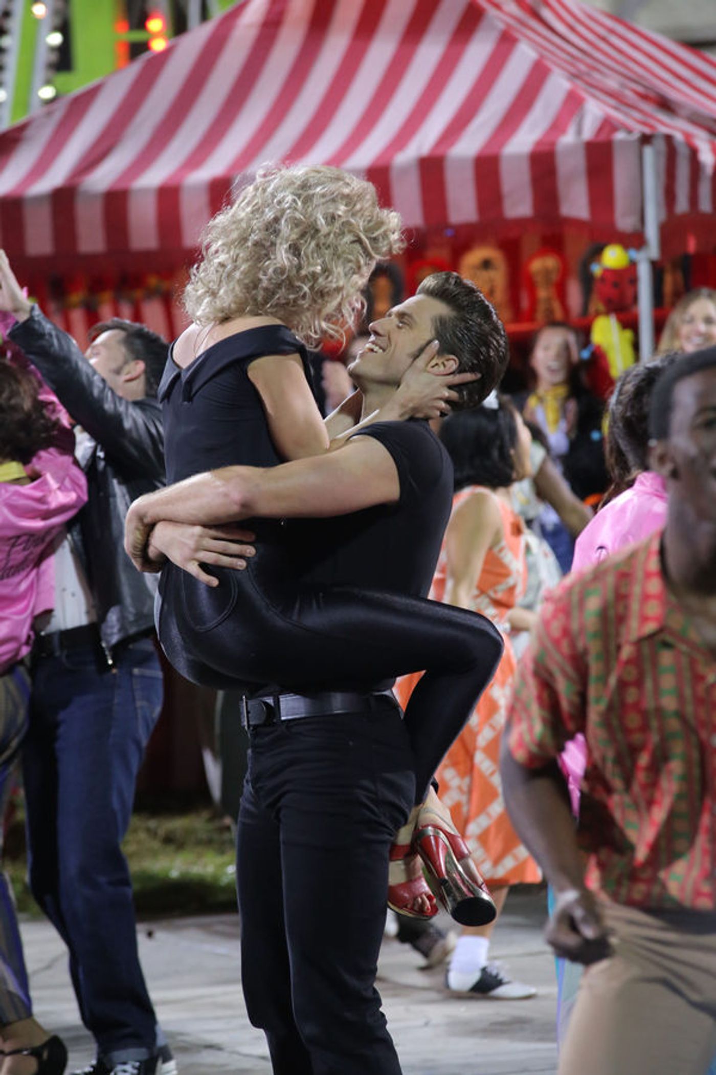 Photo Flash: They Go Together! Cast of GREASE: LIVE Take Their Bows  Image