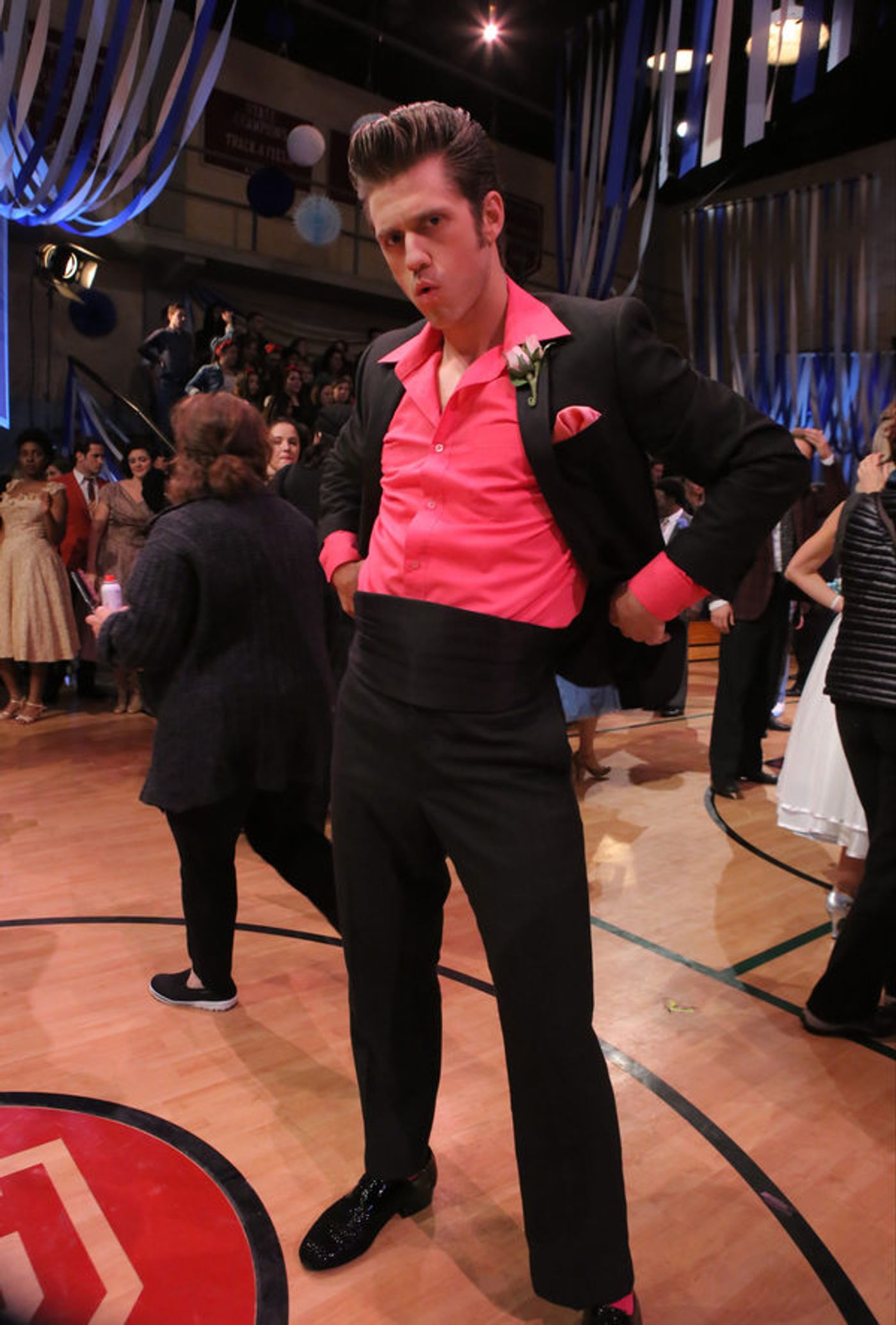 Photo Flash: FOX Shares Behind-the-Scenes Pics of GREASE: LIVE Broadcast!  Image