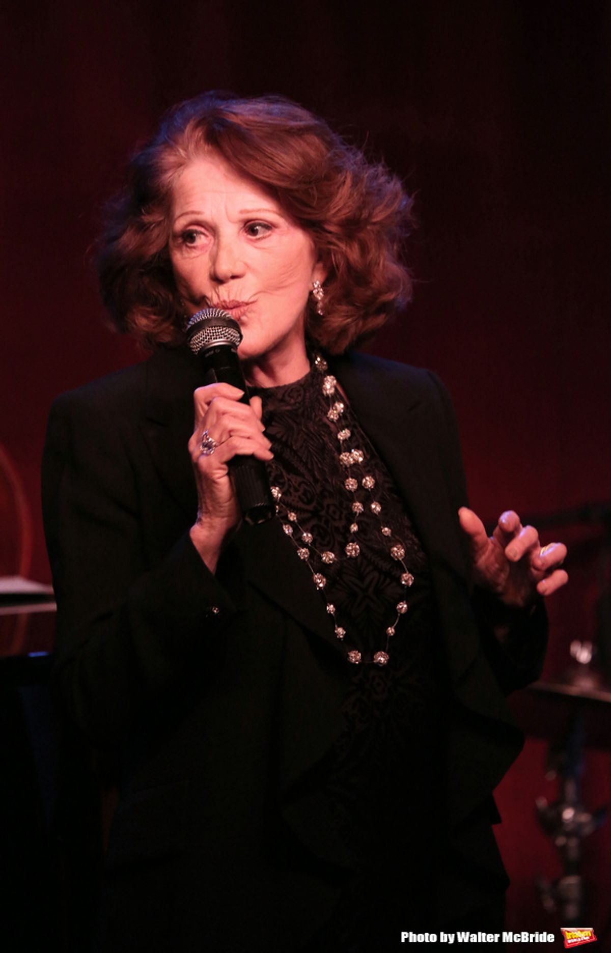 Linda Lavin  at 