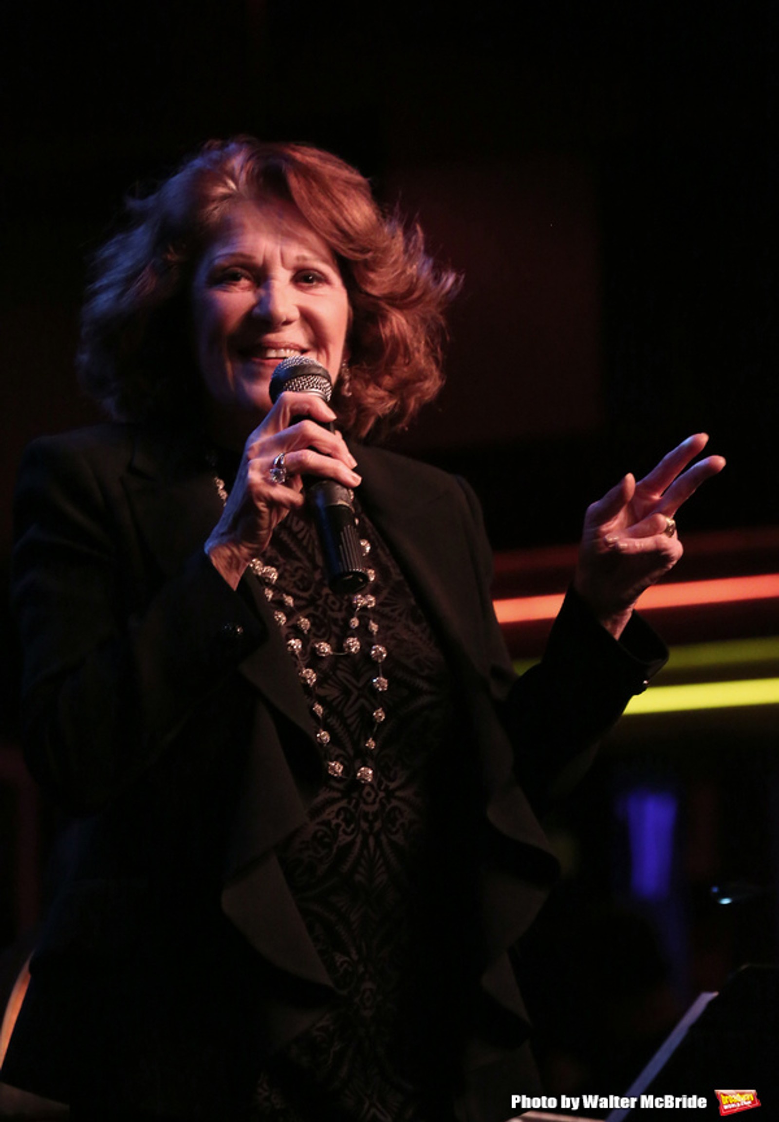 Photo Coverage: Linda Lavin Brings 'My First Farewell Concert' to Birdland — photo 36 of 43