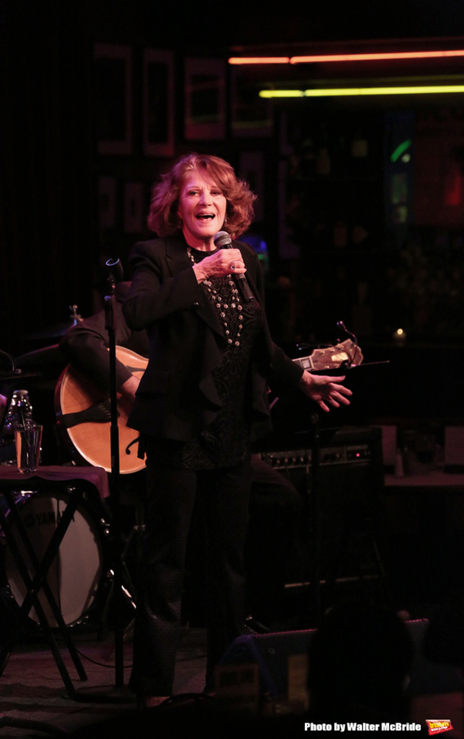 Photo Coverage: Linda Lavin Brings 'My First Farewell Concert' to Birdland — photo 5 of 43