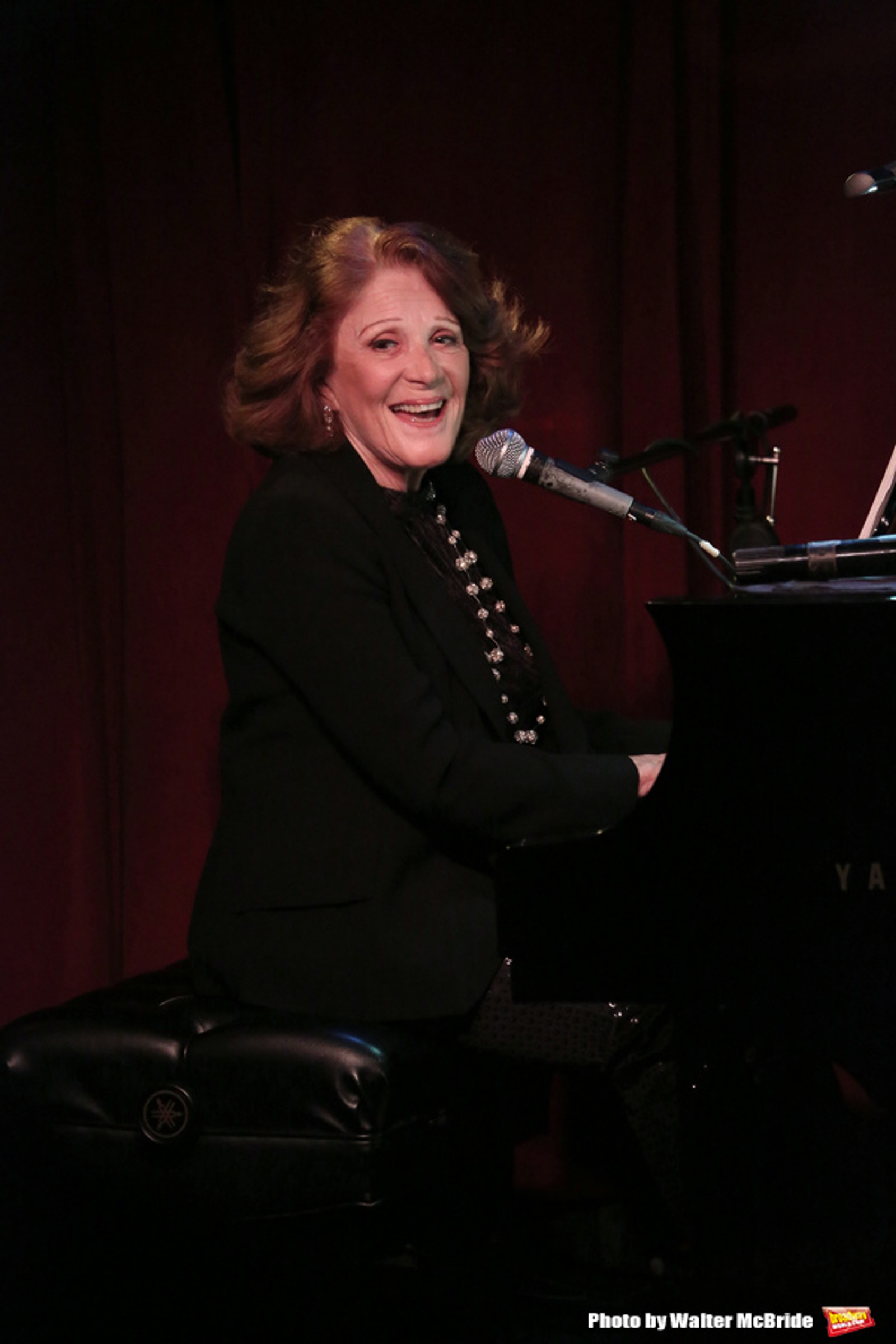Photo Coverage: Linda Lavin Brings 'My First Farewell Concert' to Birdland — photo 14 of 43