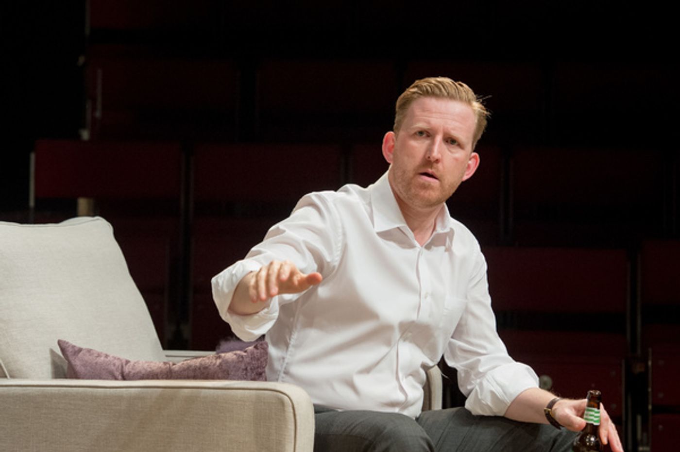 Photo Flash: First Look at Claire Skinner and More in RABBIT HOLE at Hampstead Theatre  Image