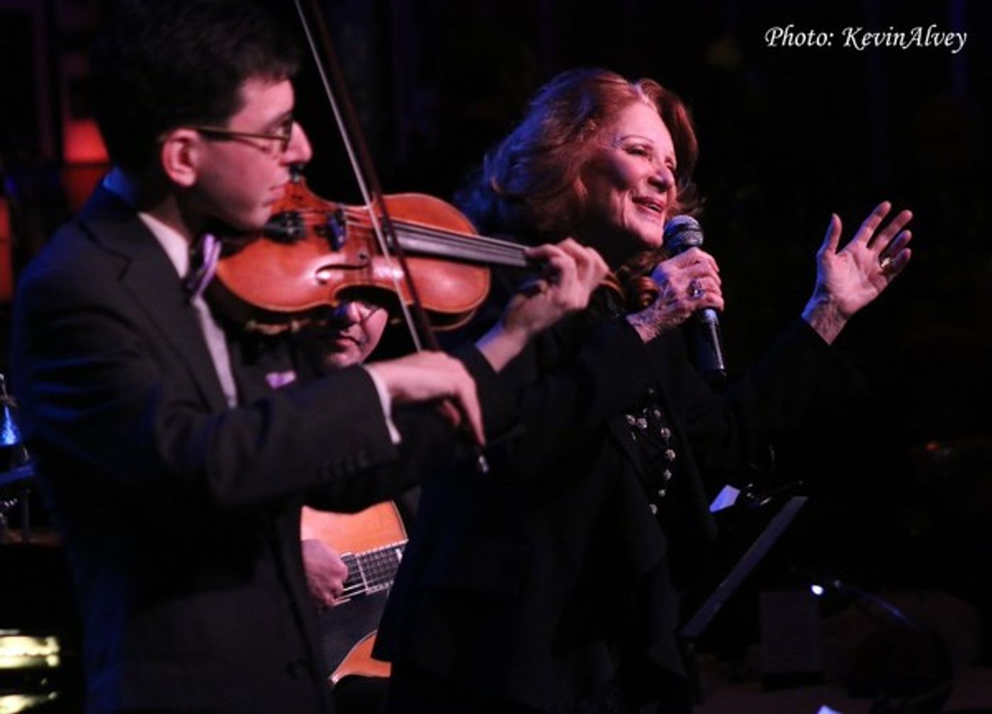 Photo Flash: Linda Lavin Plays Her 'FIRST FAREWELL CONCERT' at Birdland  Image