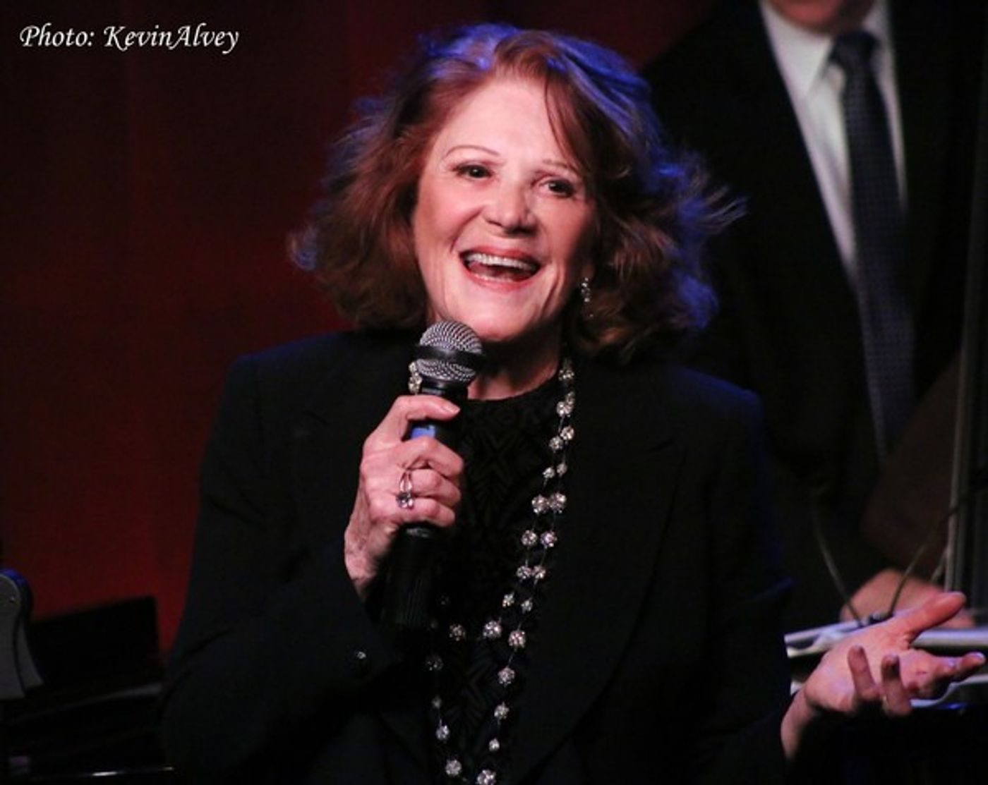 Photo Flash: Linda Lavin Plays Her 'FIRST FAREWELL CONCERT' at Birdland  Image