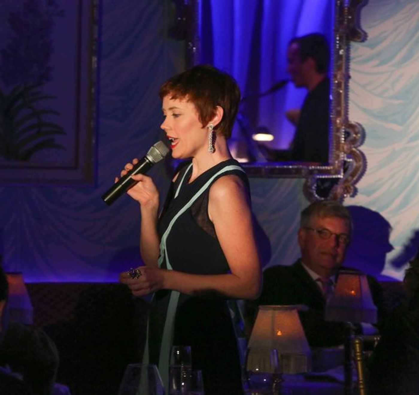 Photo Coverage: Carole J. Bufford Plays The Royal Room at the Colony Hotel  Image